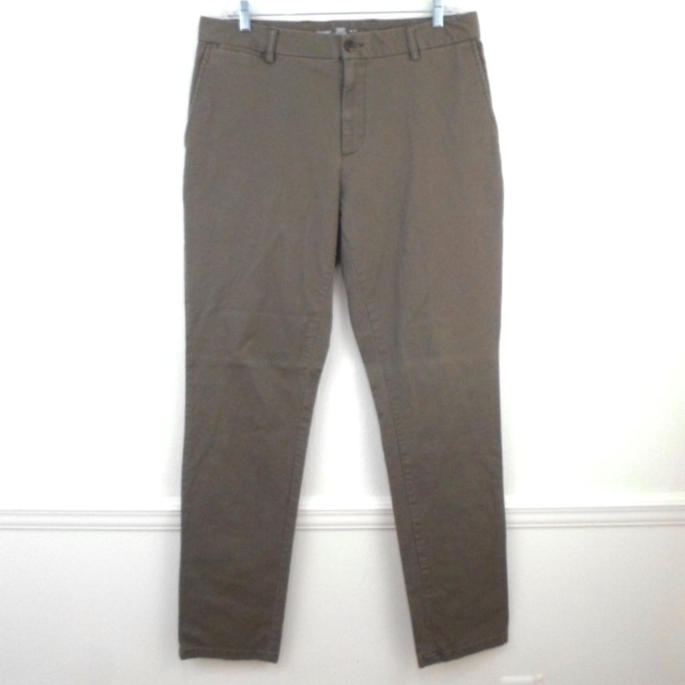 Old Navy Mens 37x35.5 Taupe Gray Chino Pants Ultimate Athletic Built In Flex